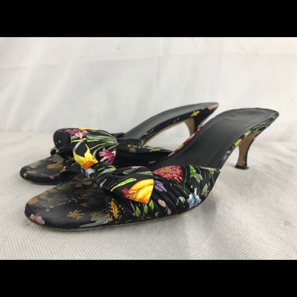 Gucci sandals